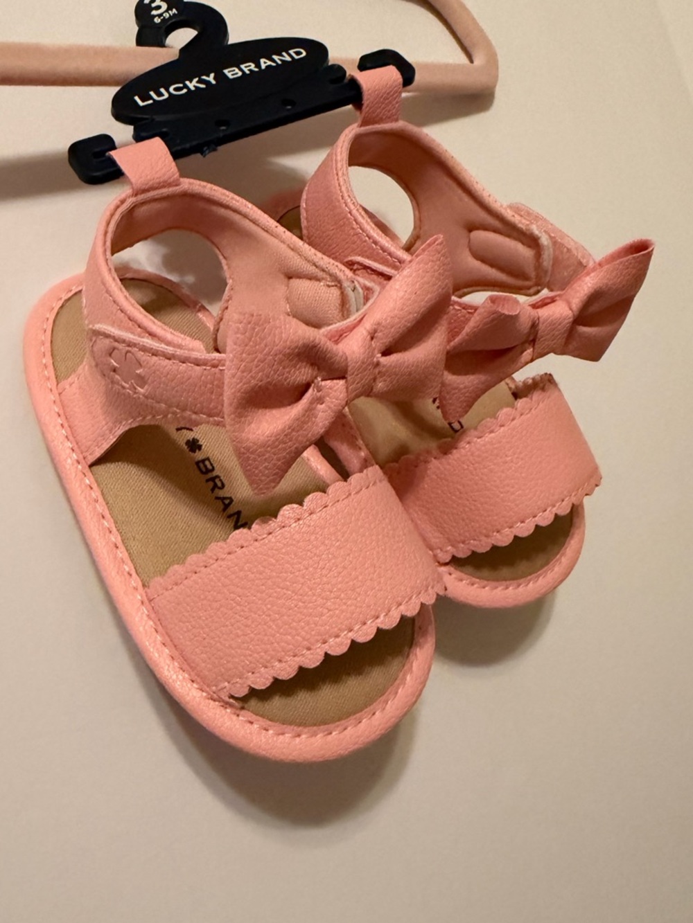 Lucky Brand Coral Pink Baby Girl Bow Sandals size 3